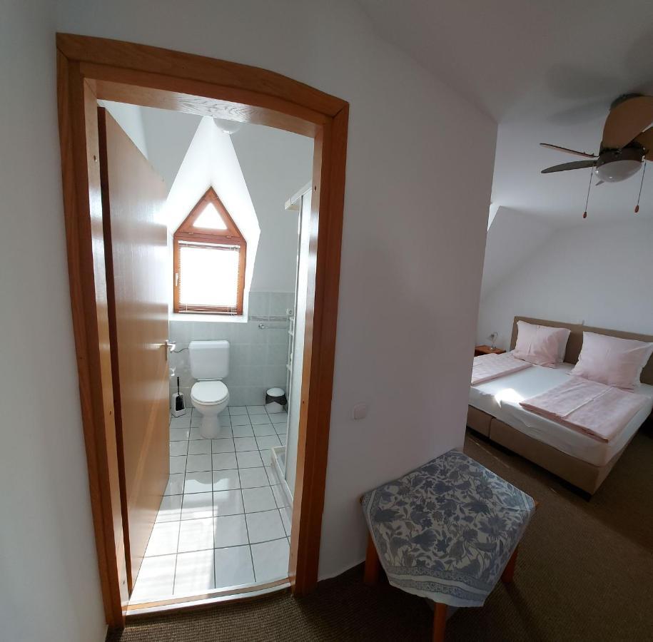 Emil Porta Hotel Balatongyörök Exterior foto