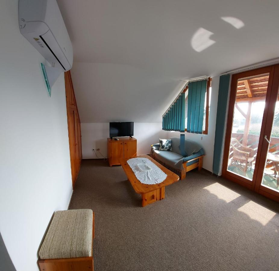Emil Porta Hotel Balatongyörök Exterior foto