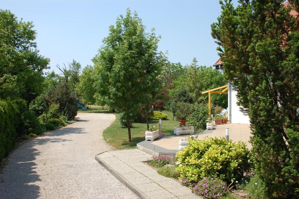 Emil Porta Hotel Balatongyörök Exterior foto